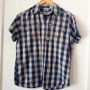 VTG Blue Gingham Embroidered Shirt Womens L Cottage Granny Boho Floral‎ Picnic